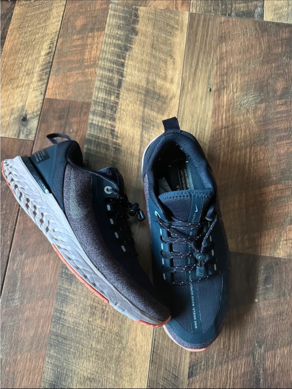 Nike shield odyssey react running shoes size 6.5 women’s